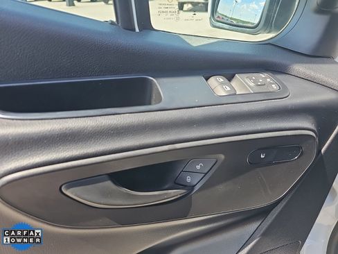 Used 2025 Mercedes-Benz Sprinter 2500 image 11