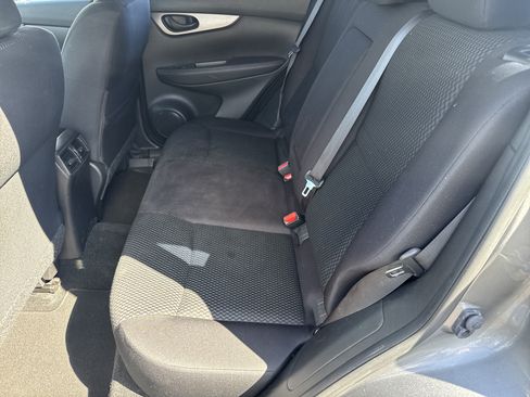 Used 2018 Nissan Rogue Sport S w/ S Appearance Package AWD/4WD image 10