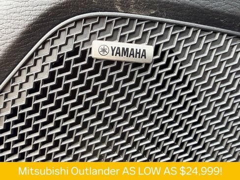 Used 2025 Mitsubishi Outlander SE FWD image 8