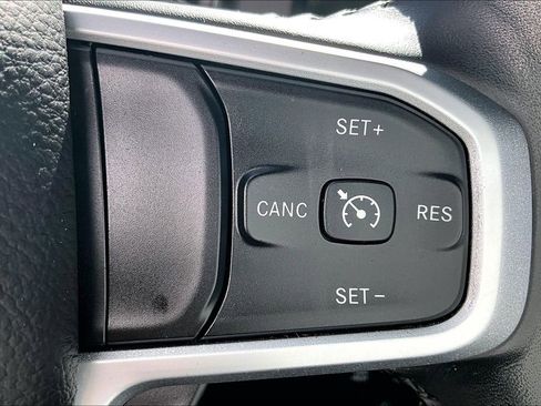 Used 2020 RAM 1500 Big Horn image 12