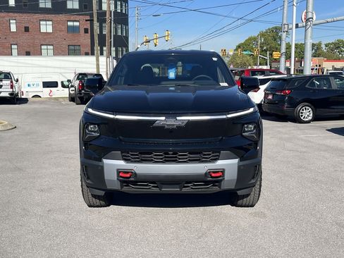 Used 2026 Chevrolet Silverado EV Trail Boss w/ Plus Package image 3