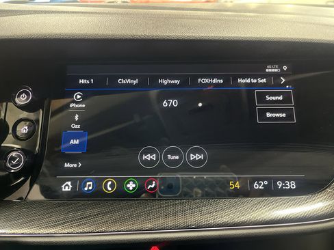 Used 2023 Buick Envision Preferred w/ Sport Touring Package AWD/4WD image 18