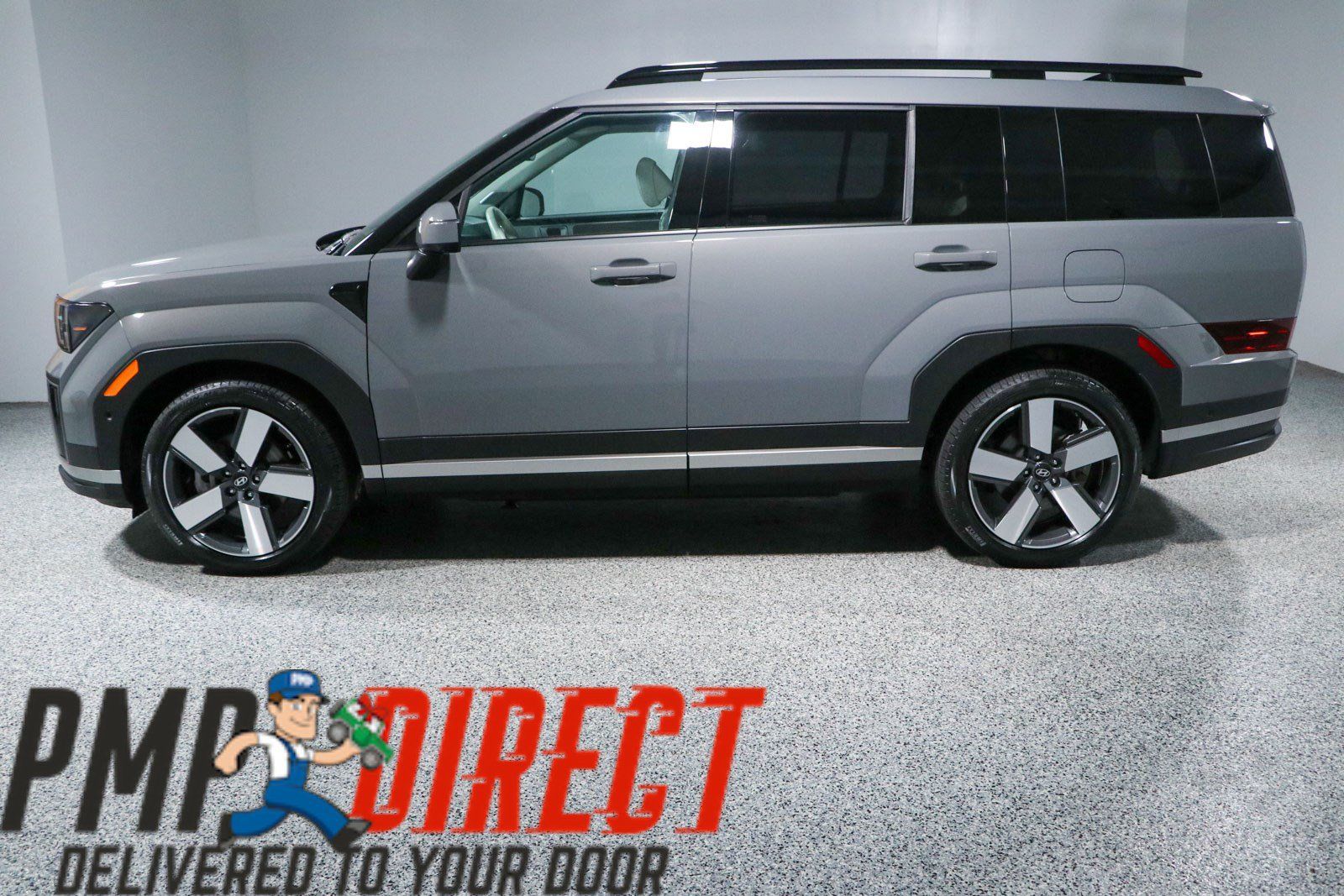 Used 2025 Hyundai Santa Fe Limited FWD image 10