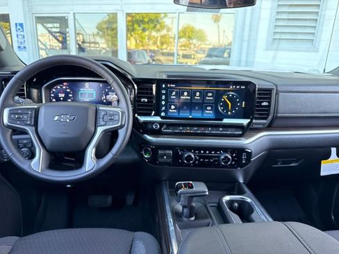 Used 2026 Chevrolet Silverado 1500 RST w/ Convenience Package II RWD image 12