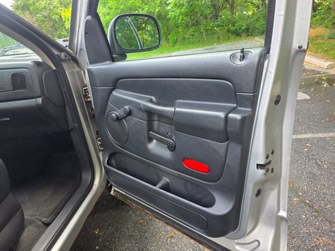 Used 2002 Dodge Ram 1500 Truck 4x4 Quad Cab image 17