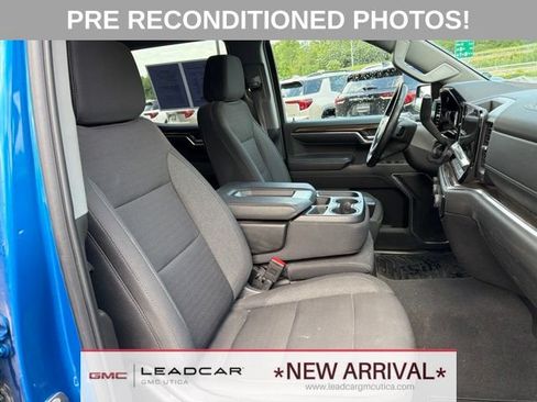 Used 2024 Chevrolet Silverado 1500 LT w/ Z71 Off-Road Package AWD/4WD image 11