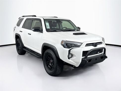Certified 2021 Toyota 4Runner Venture w/ Moonroof Package image 9