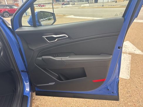 New 2026 Kia Sportage EX w/ EX Panorama Roof Package image 18