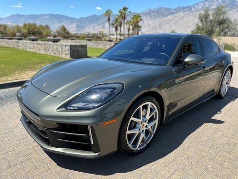Used 2025 Porsche Panamera 4 AWD/4WD image 5