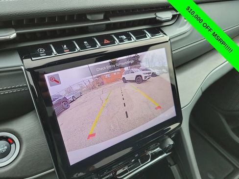 New 2025 Jeep Grand Cherokee L Limited AWD/4WD image 32