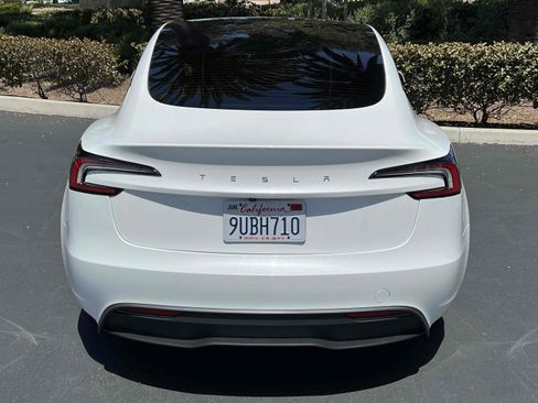 Used 2025 Tesla Model 3 Long Range image 19