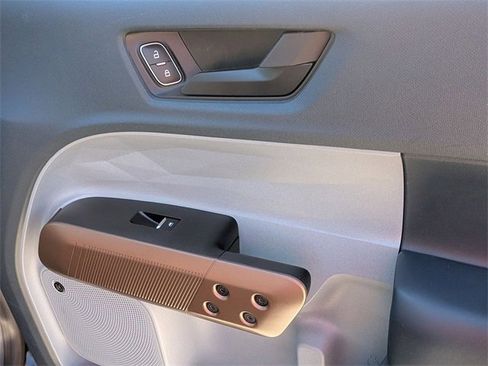 Used 2023 Ford Maverick Lariat w/ Lariat Luxury Package image 36