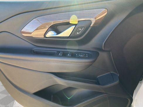 Used 2019 GMC Terrain SLE image 15