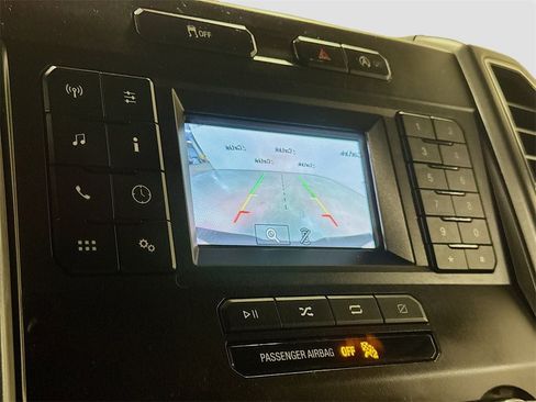 Used 2018 Ford F150 XLT image 15