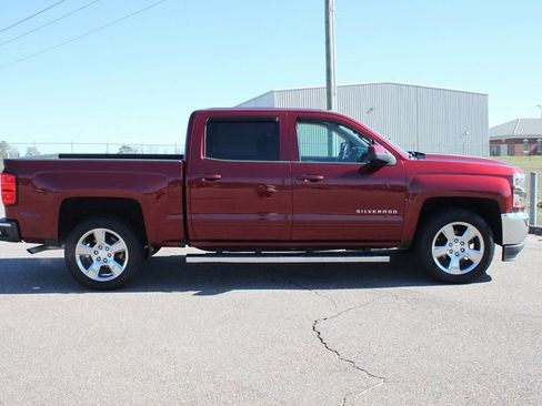Used 2017 Chevrolet Silverado 1500 LT w/ All Star Edition image 16