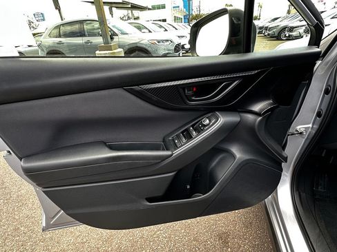 Used 2020 Subaru Crosstrek 2.0i Premium w/ Moonroof Package 1 AWD/4WD image 21