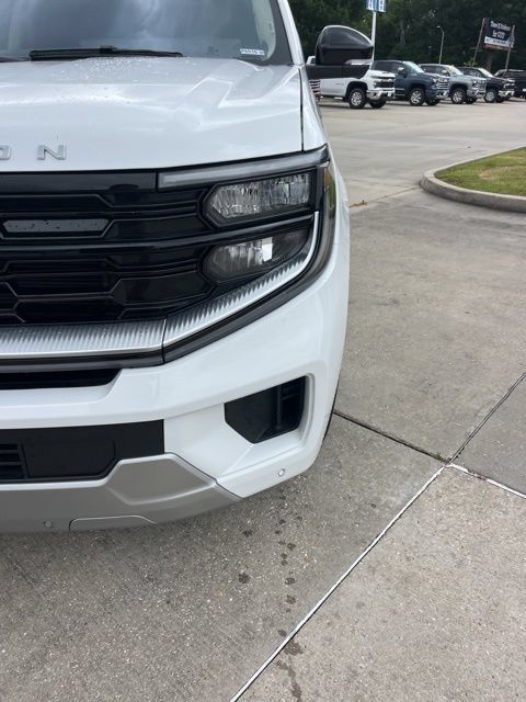 Used 2025 Ford Expedition Platinum AWD/4WD image 16