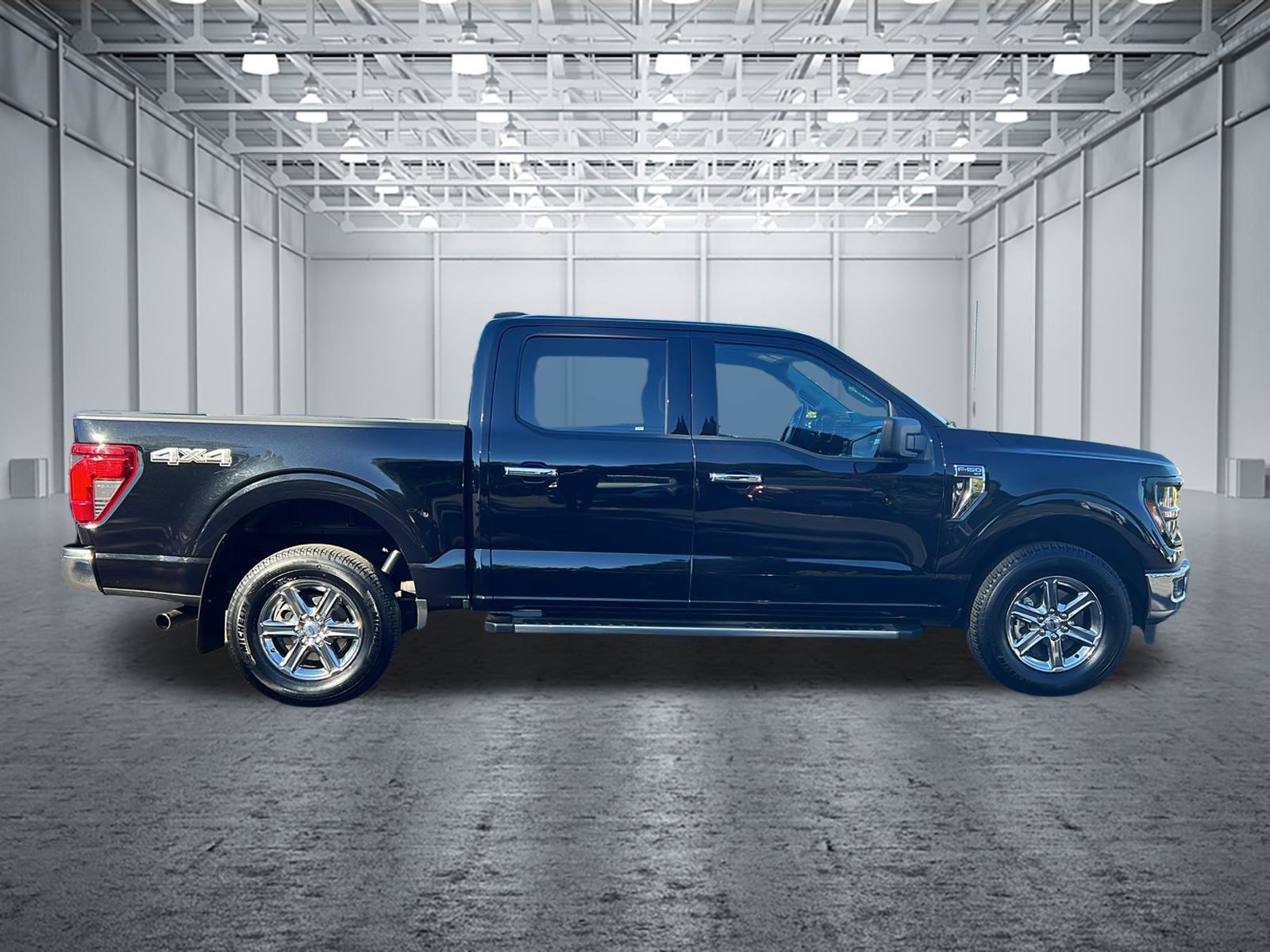 Used 2025 Ford F150 XLT w/ Equipment Group 301A Standard AWD/4WD image 6
