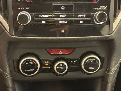 Used 2017 Subaru Impreza 2.0i Limited image 40