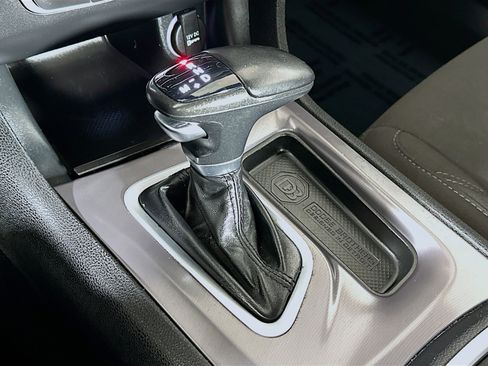 Used 2023 Dodge Charger SXT RWD image 16