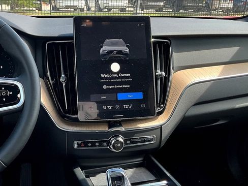 New 2026 Volvo XC60 B5 Plus w/ Protection Package Premier image 17