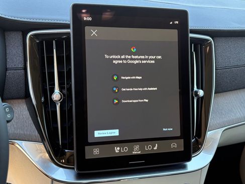 New 2026 Volvo XC90 B6 Ultra w/ Lounge Package image 13