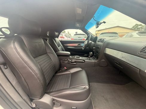 Used 2002 Ford Thunderbird RWD image 15