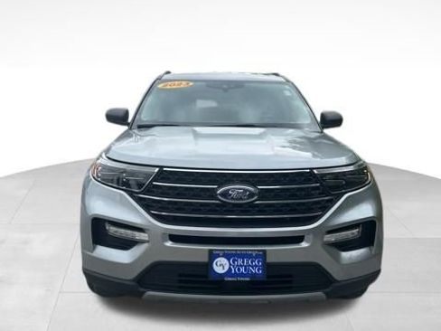 Used 2023 Ford Explorer XLT w/ Equipment Group 202A AWD/4WD image 11