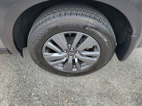 Used 2023 Nissan Pathfinder SV w/ SV Premium Package FWD image 6