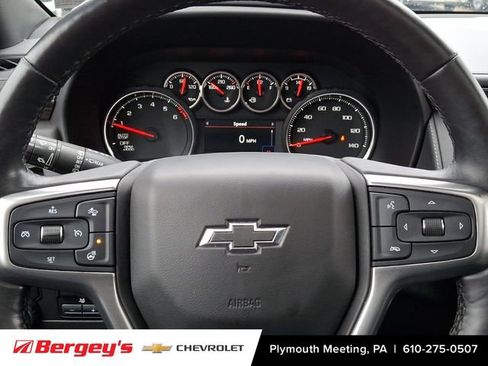 Certified 2021 Chevrolet Suburban Z71 w/ Z71 Signature Package image 23