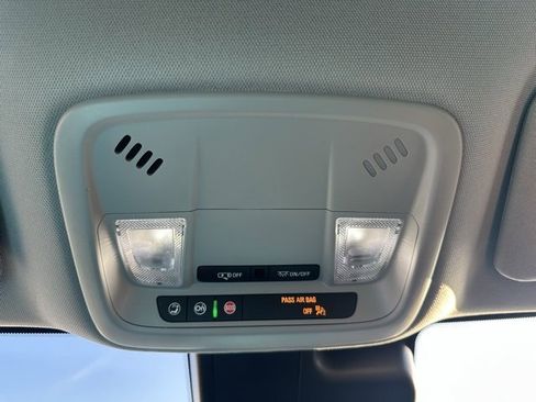 Used 2024 Chevrolet Malibu LT image 17