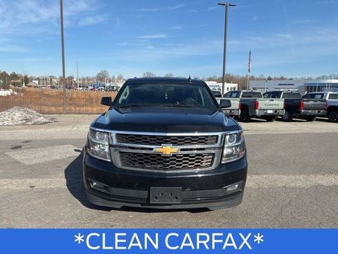Used 2016 Chevrolet Suburban LT image 3