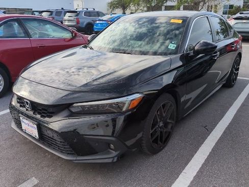 Used 2023 Honda Civic Sport Touring image 5
