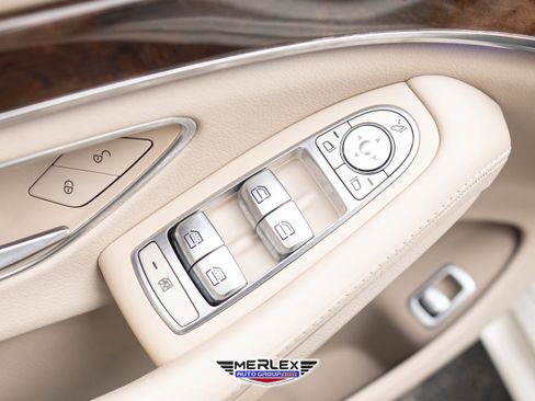 Used 2015 Mercedes-Benz S 550 4MATIC Sedan image 44