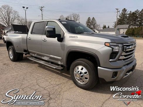 New 2026 Chevrolet Silverado 3500 High Country w/ High Country Premium Package AWD/4WD image 1