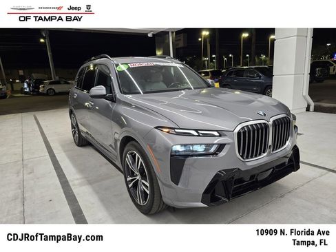 Used 2023 BMW X7 xDrive40i w/ Executive Package image 1