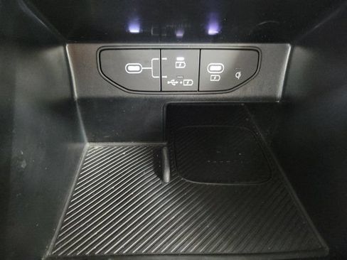 Used 2024 Kia Sorento S w/ Panoramic Sunroof Package FWD image 28
