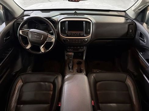 Used 2018 GMC Canyon Denali image 10