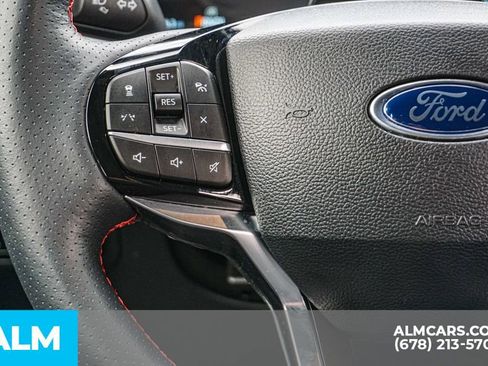 Used 2025 Ford Explorer ST-Line image 31