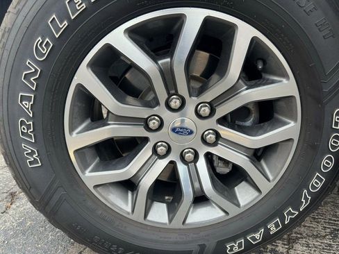 Certified 2021 Ford F150 Lariat image 34