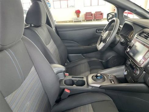 Used 2023 Nissan Leaf S image 20