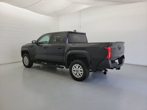 Used 2025 Toyota Tacoma SR RWD image 7