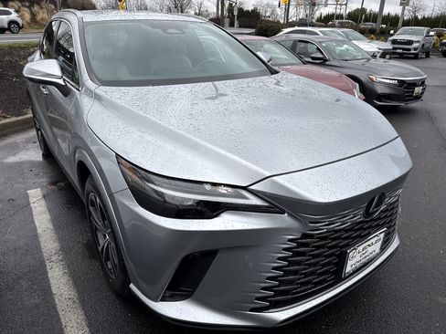 Used 2023 Lexus RX 350h 350h w/ Cold Area Package image 4