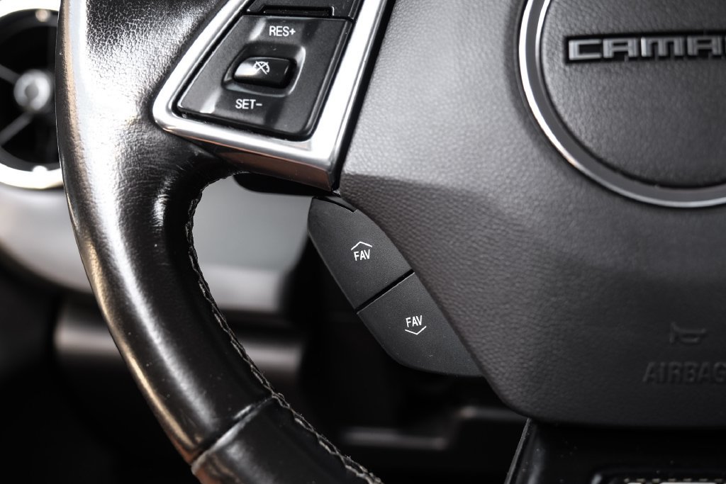 Used 2023 Chevrolet Camaro LT w/ Technology Package RWD image 15