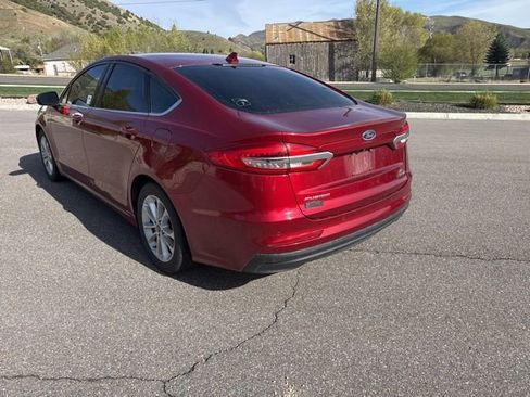 Certified 2019 Ford Fusion SE FWD image 5