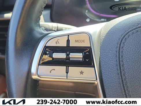 Certified 2024 Kia Telluride EX w/ EX Captain's Chair Package FWD image 26