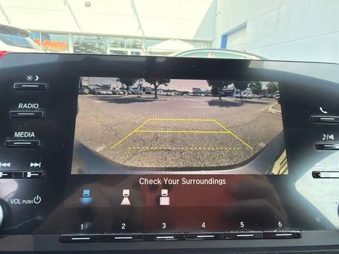 Used 2018 Honda Accord LX image 12
