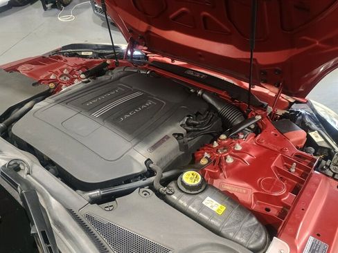 Used 2015 Jaguar F-TYPE Convertible image 37