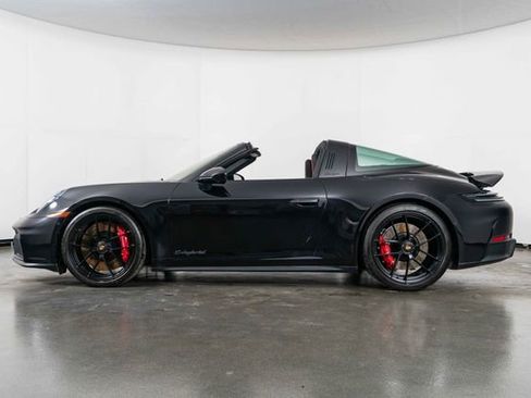 Used 2025 Porsche 911 Targa 4 GTS image 5