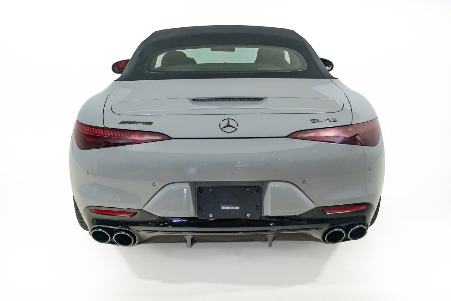 Used 2025 Mercedes-Benz SL 43 AMG w/ Driver Assistance Package image 8